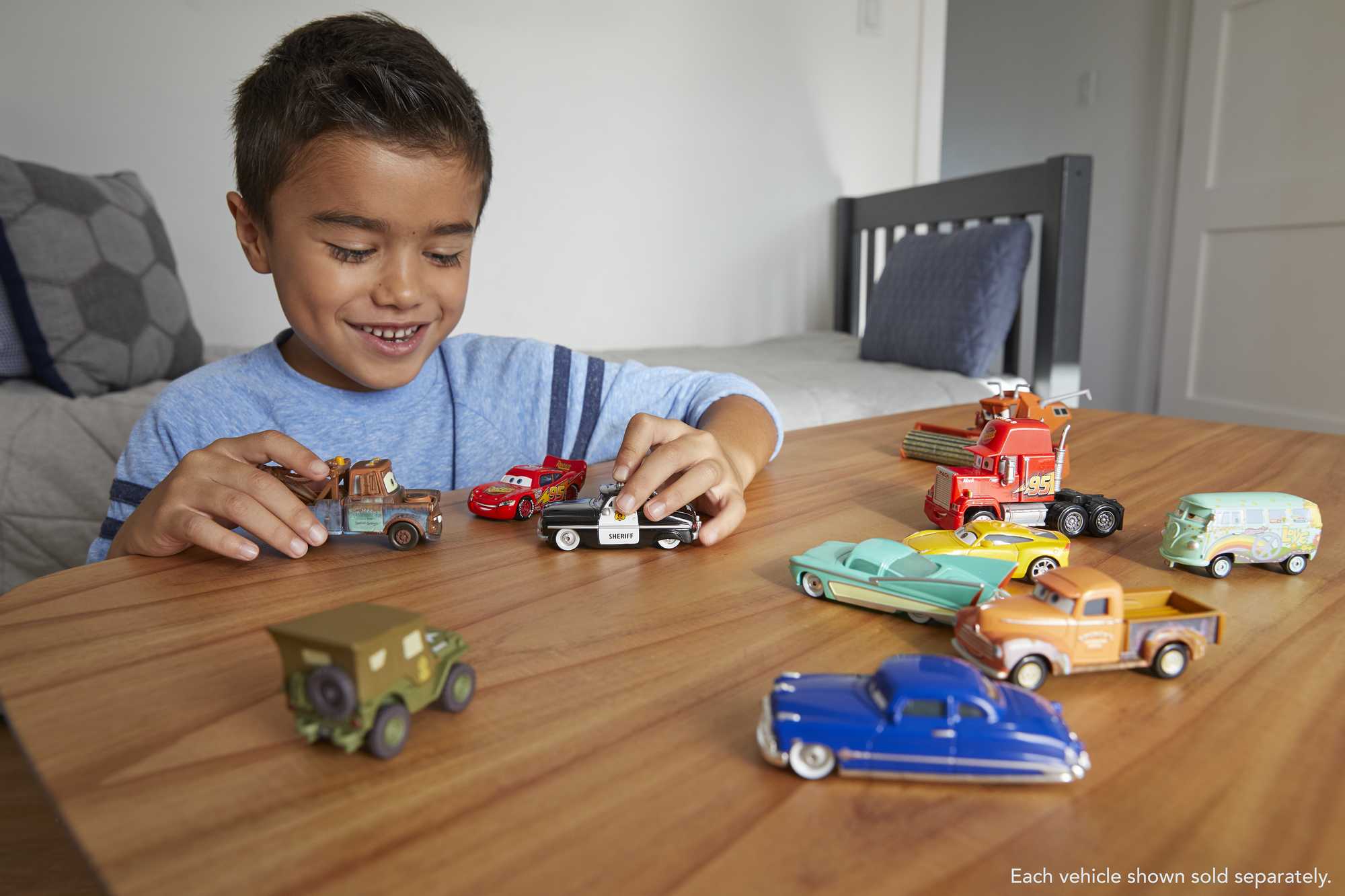 Cars de Disney y Pixar Diecast Vehículo de Juguete Triple Dent Gen 3