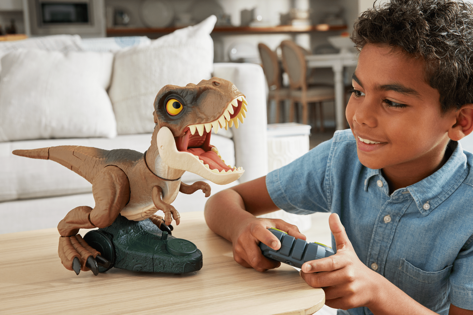 Jurassic World  Frénésie Rugissante  Téléguidé  T. Rex, Motorisé