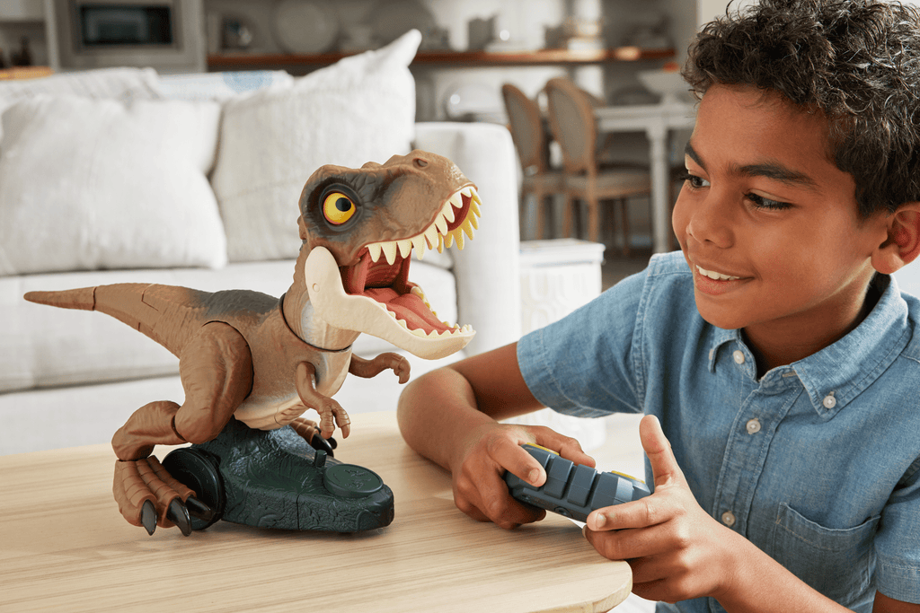 Jurassic World Dinossauro de Brinquedo Jurassic World T.Rex Fúria Rugidora R/C